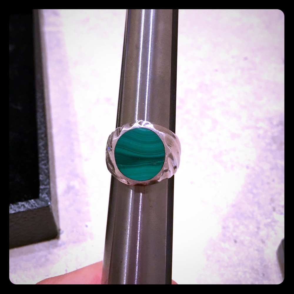 Vintage silver malachite ring